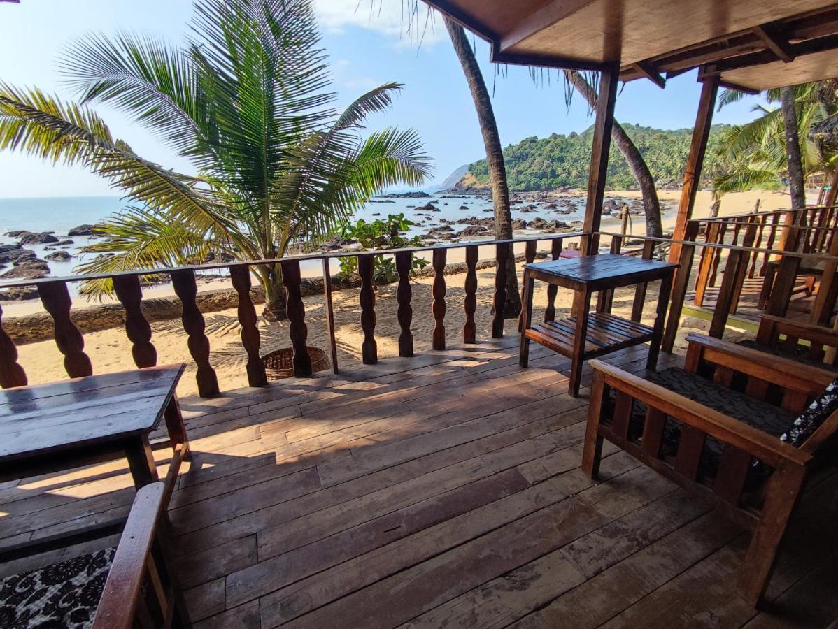 Sea Front Cottage Little Khola Cola Екстериор снимка
