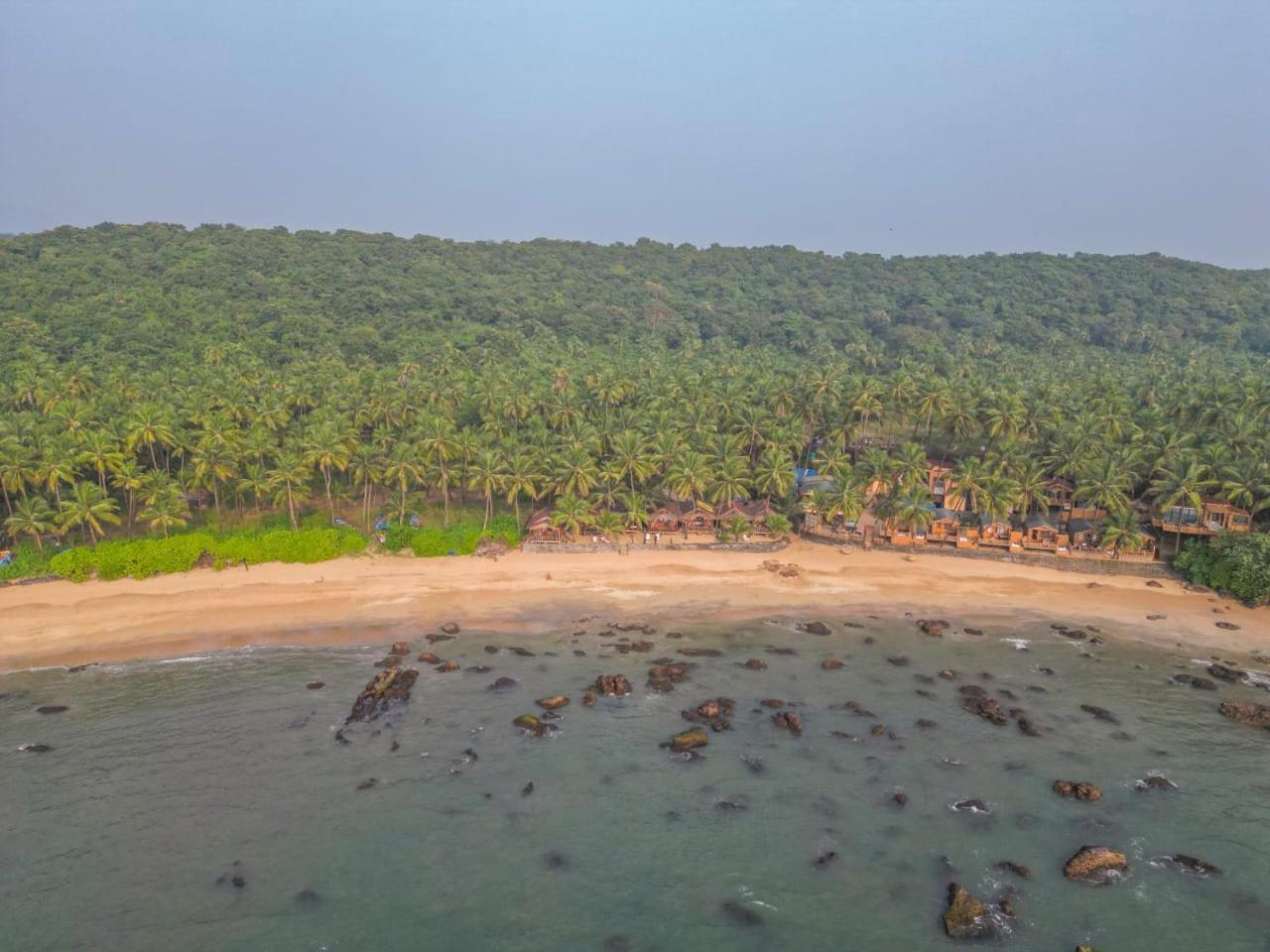 Sea Front Cottage Little Khola Cola Екстериор снимка